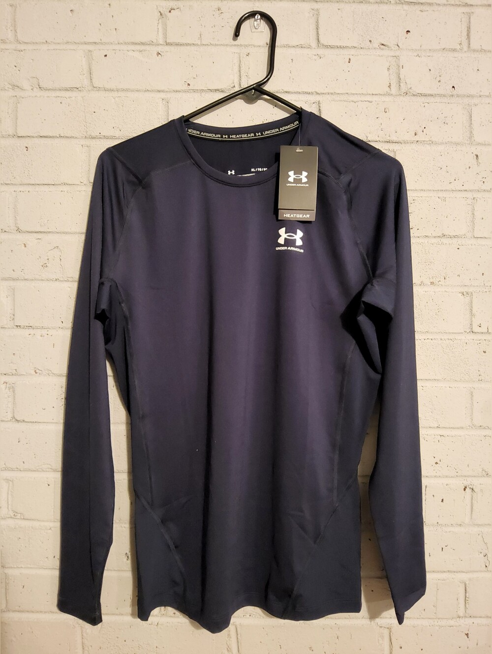 Under Armour MENS HeatGear Shirt
